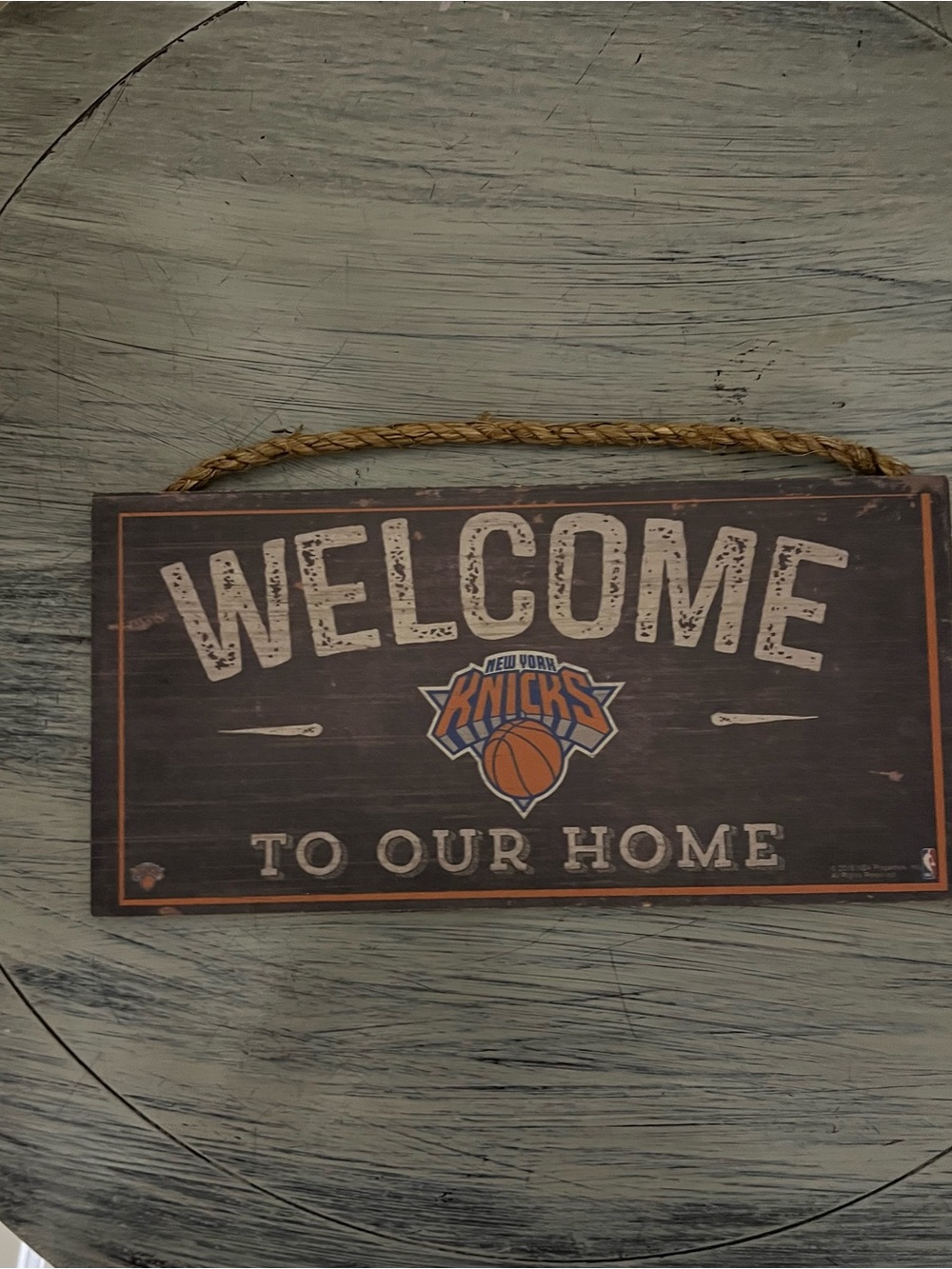 NBA New York Knicks “Welcome to Our Home” Wooden Hanging Sign